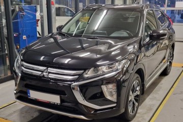 Podgrz. szyba fotele kierownica, HUD, Kamera, Tempomat